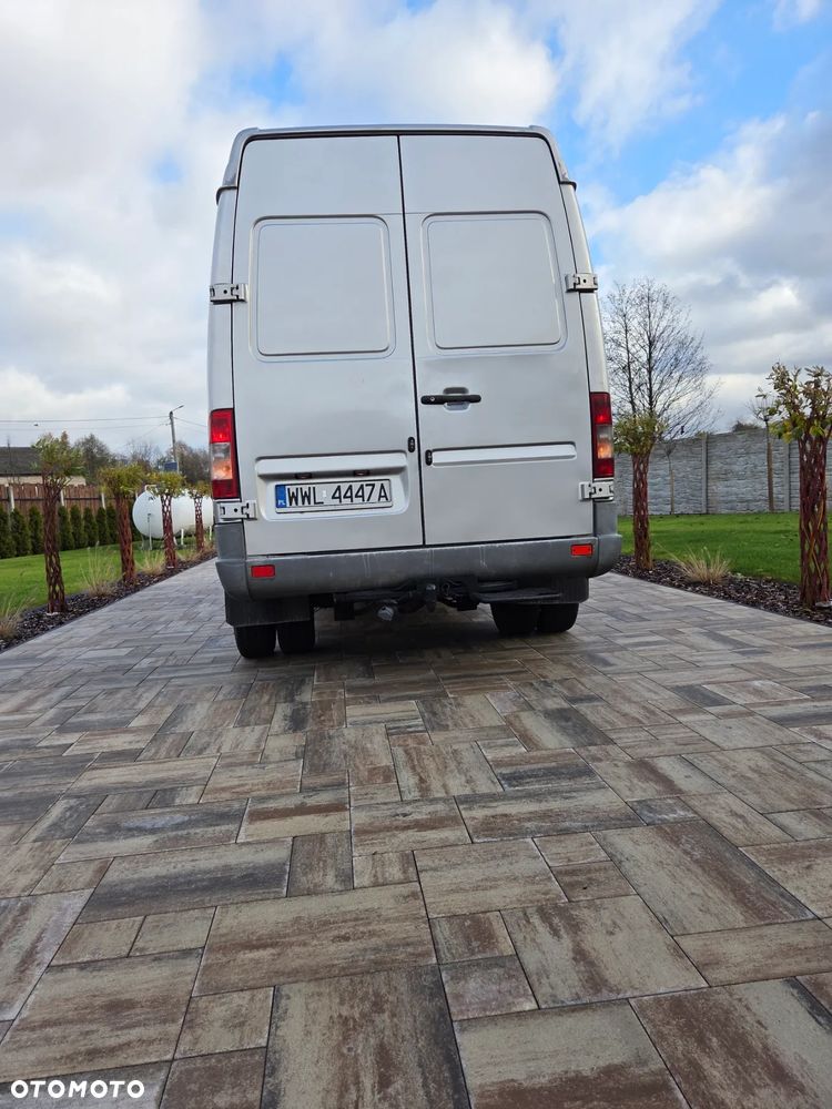 Mercedes-Benz Sprinter - 8
