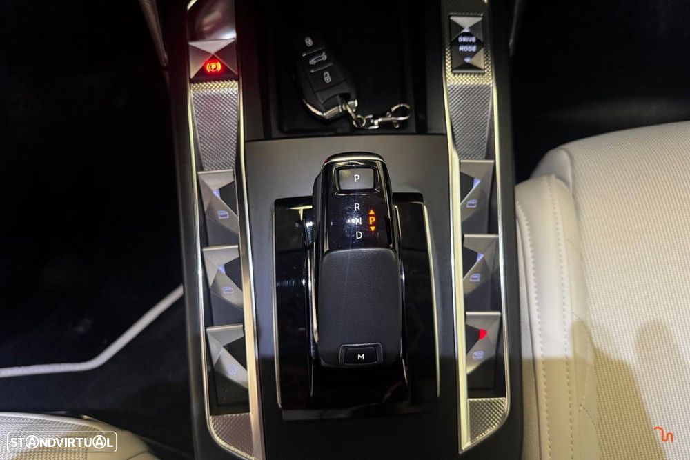 DS DS3 E-Tense Esprit de Voyage - 9