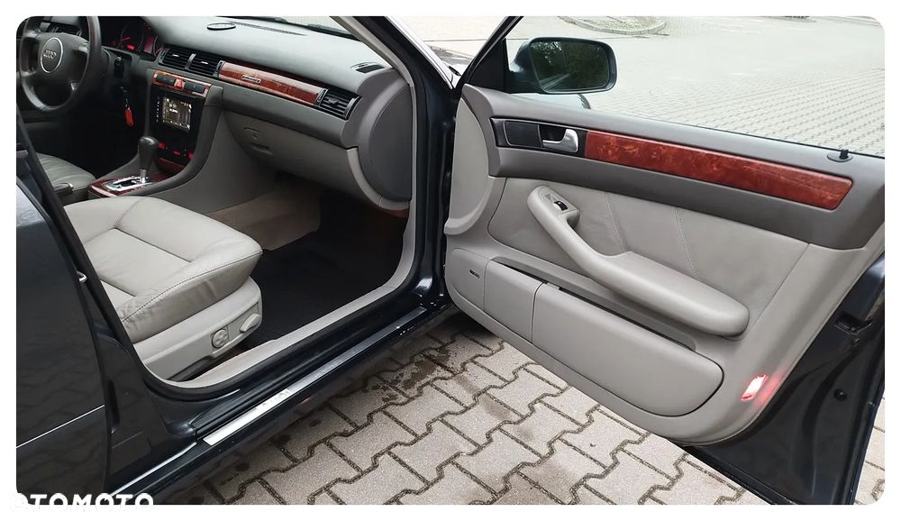 Audi A6 Avant 2.4 Quattro Tiptr - 24