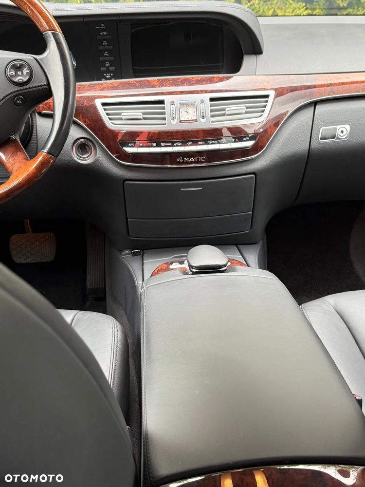 Mercedes-Benz Klasa S 500 4-Matic - 18