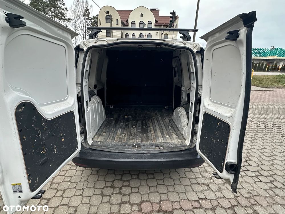 Volkswagen Caddy Cargo 2.0tdi - 13