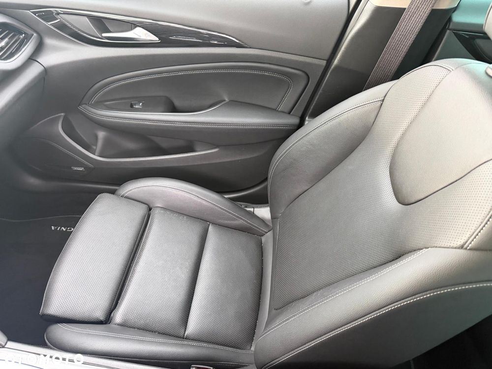 Opel Insignia 2.0 BiTurbo 4x4 Ultimate Exclusive - 10