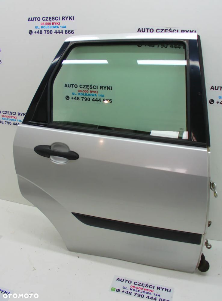 Ford Focus MK1 Kombi Drzwi Prawy Tył 08 - 1