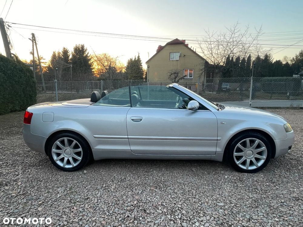Audi A4 Cabrio - 12
