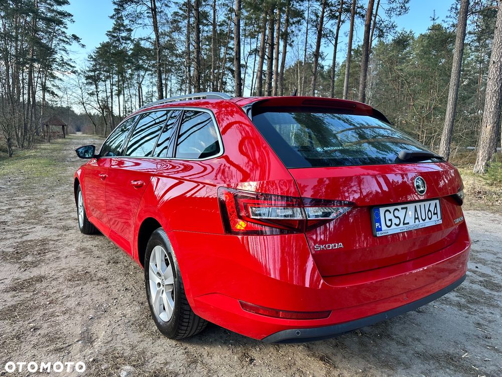 Skoda Superb 2.0 TDI Ambition - 13