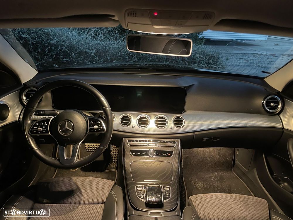 Mercedes-Benz E 300 de Avantgarde - 15