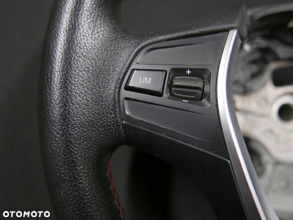 bmw f20 f30 kierownica sport czerwona nić - 8