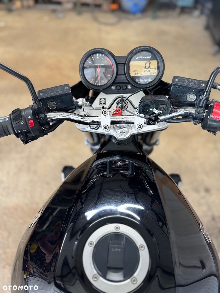 Suzuki Bandit - 10
