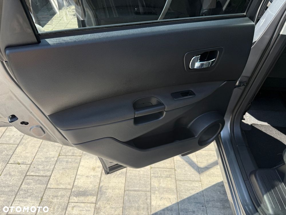 Nissan Qashqai+2 2.0 Tekna - 21