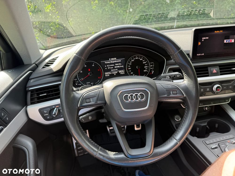 Audi A4 Avant 40 TDI S tronic - 12