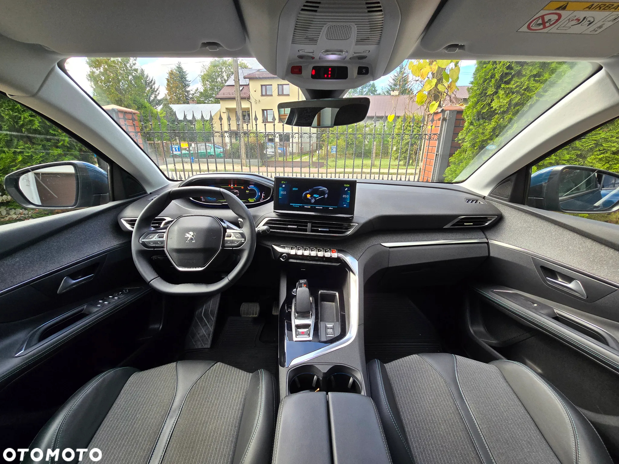 Peugeot 3008 1.6 PureTech HYbrid Allure S&S EAT8 - 7