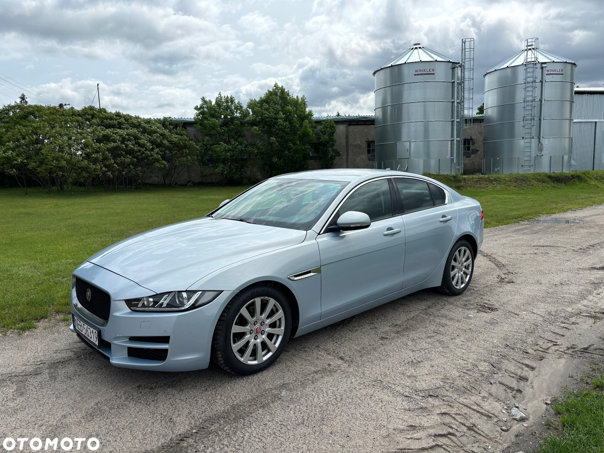 Jaguar XE 2.0 D Pure - 8