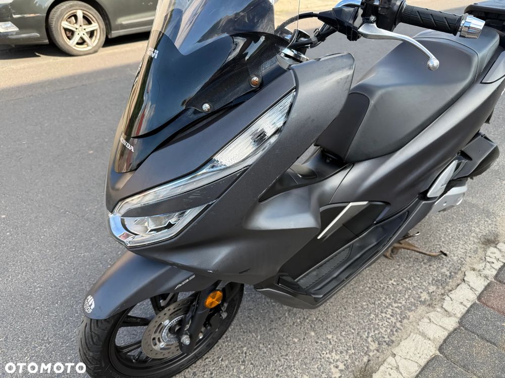 Honda PCX - 12