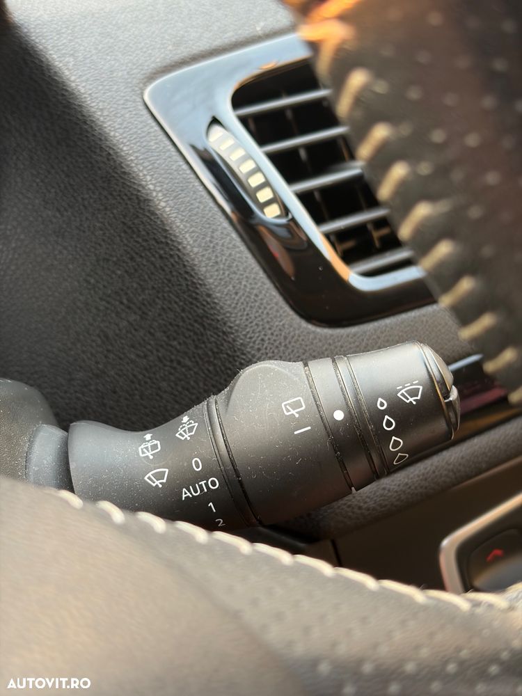 Renault Megane ENERGY dCi 130 Start & Stop Bose Edition - 9