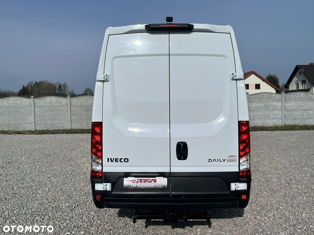 Iveco Daily - 25
