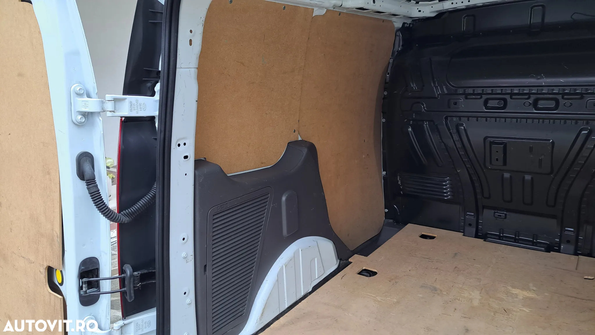 Ford Transit Connect 230 L1 LKW Trend - 15