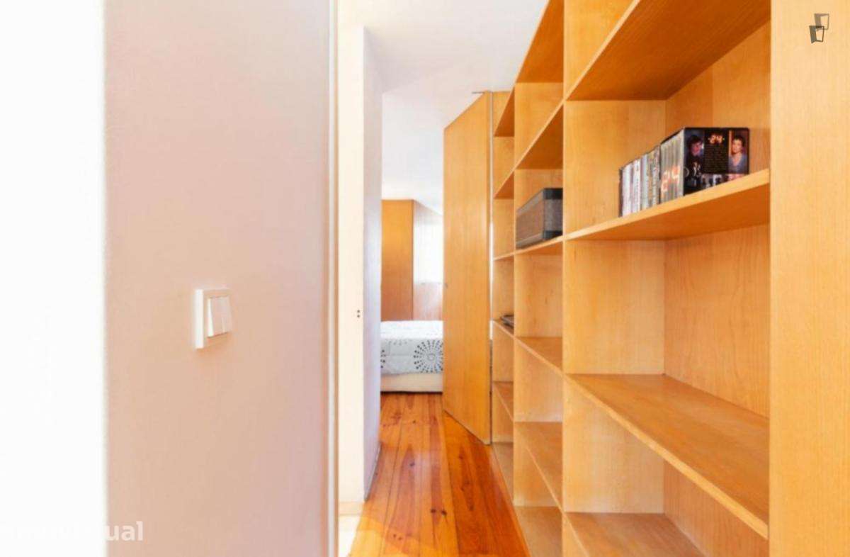 Apartamento com 1 quartos - localizado em Rato Lisbon - Grande imagem: 3/6