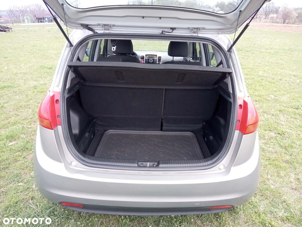 Kia Venga 1.4 S - 20