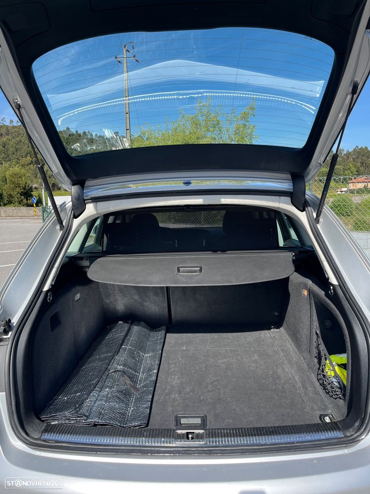 Audi A4 Avant 2.0 TDI - 7