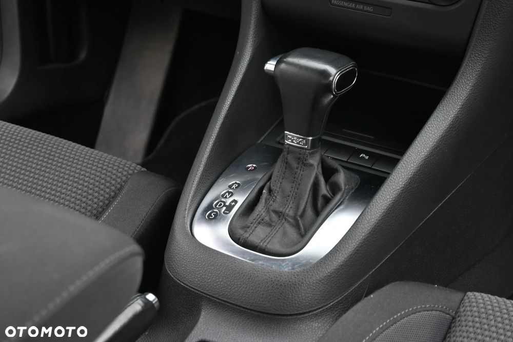 Volkswagen Golf 1.4 TSI DSG Individual - 35