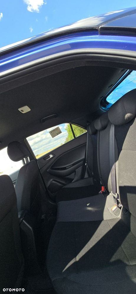 Hyundai i20 - 15