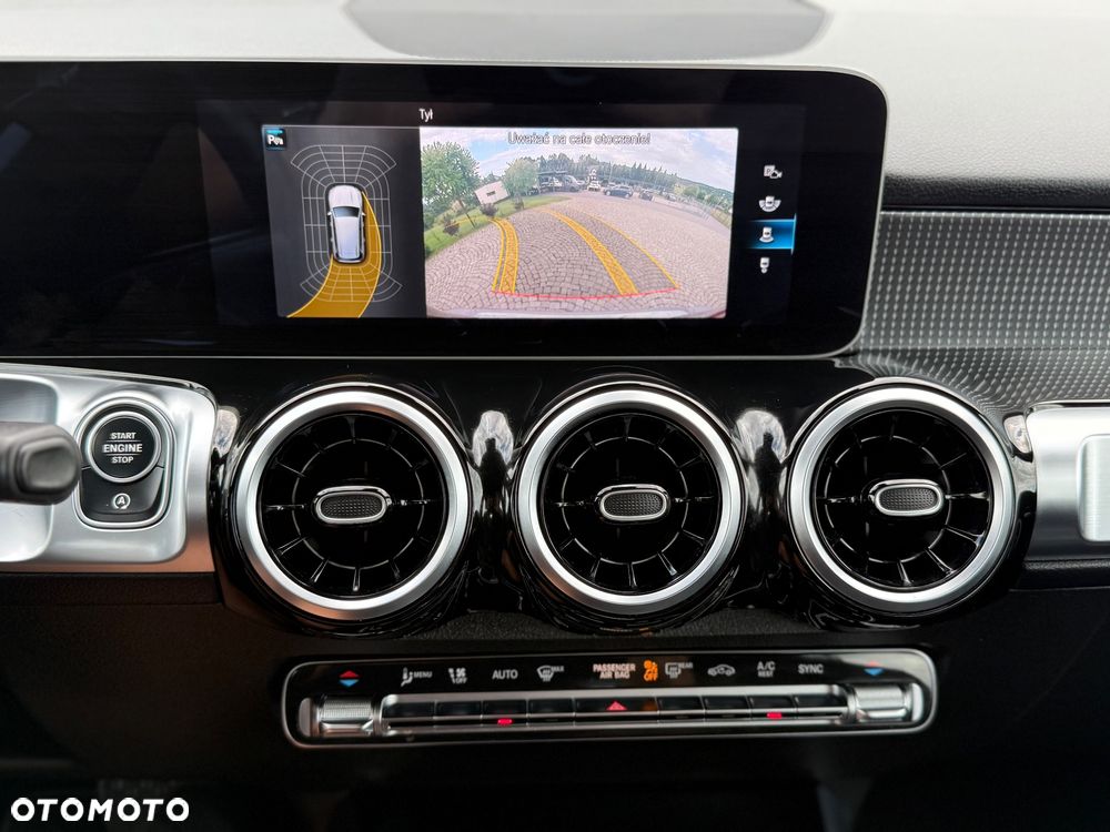 Mercedes-Benz GLB 200 d 8G-DCT Progressive - 22