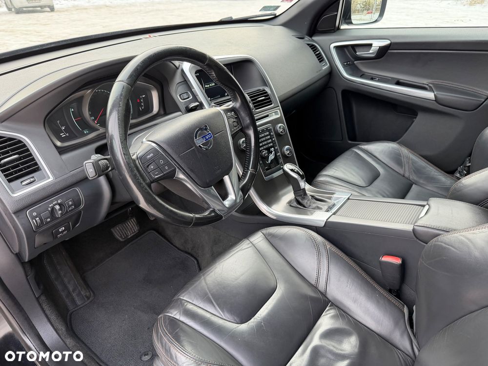 Volvo XC 60 D5 AWD Summum - 15