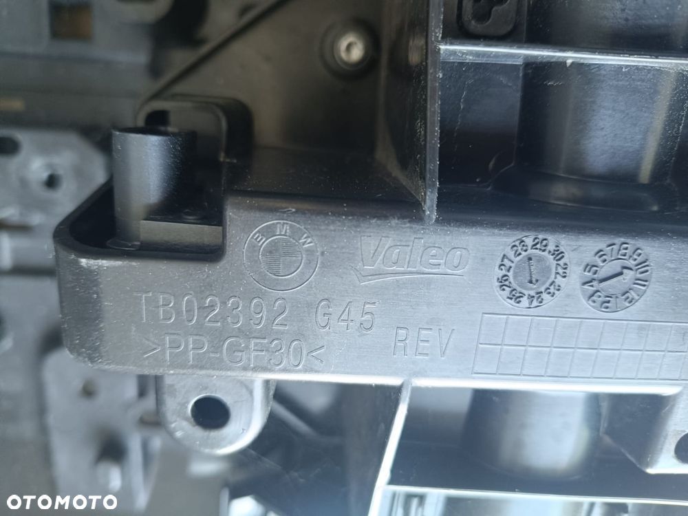 Żaluzja BMW X3 G45 - 11
