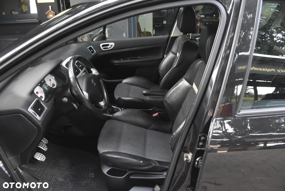 Peugeot 307 HDi Break 110 Premium - 19