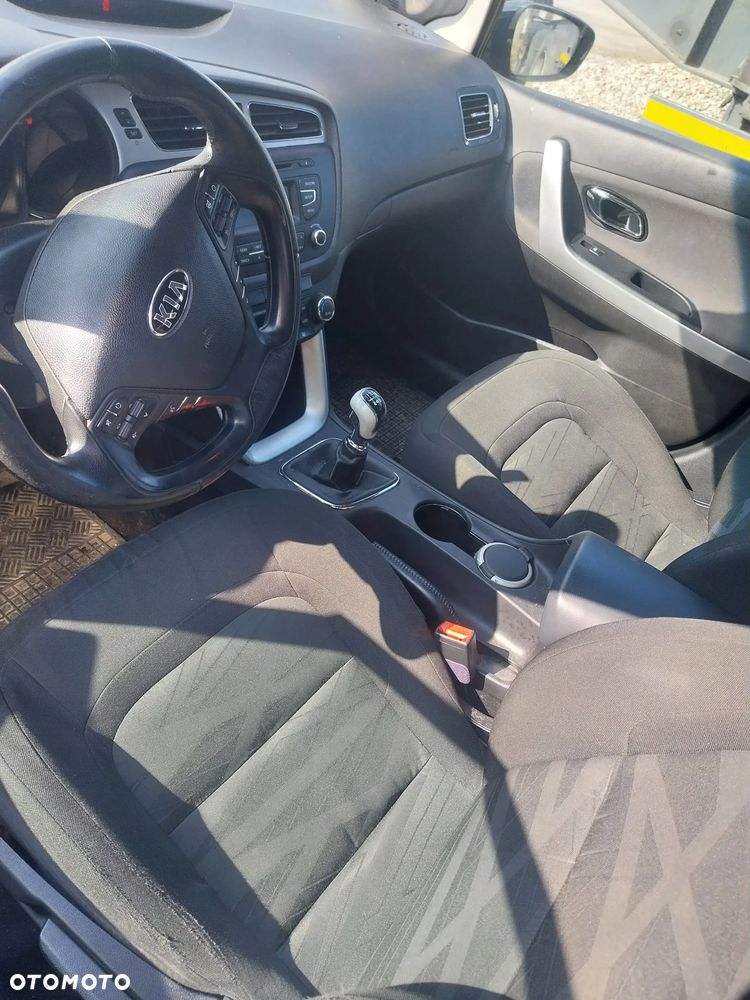 Kia Ceed 1.6 CRDi M - 5
