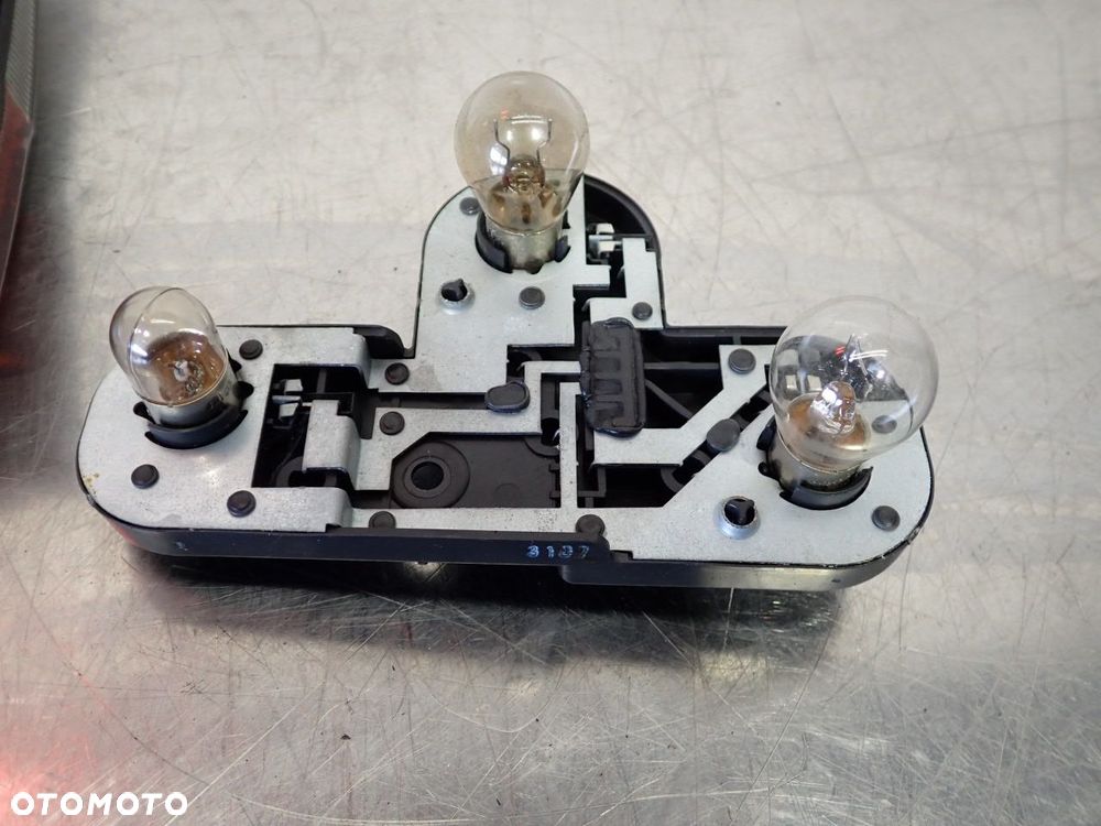 LAMPA LEWA TYLNA W KLAPIE FORD S-MAX I - 9