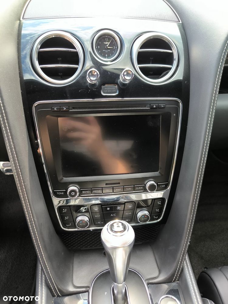 Bentley Continental GT V8 S - 25