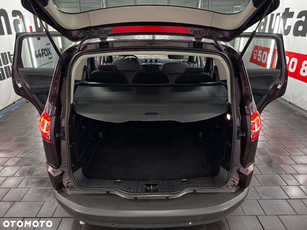 Ford S-Max - 36