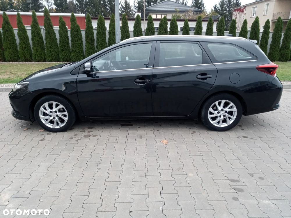 Toyota Auris 1.2 Turbo Edition-S - 4