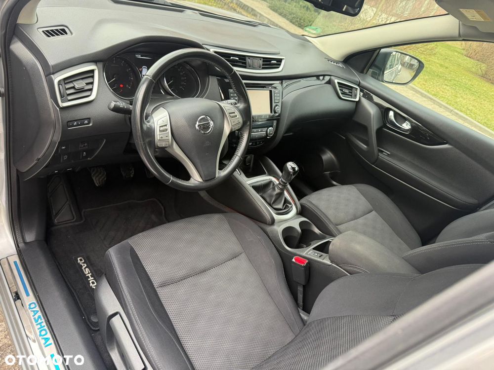 Nissan Qashqai 1.2 DIG-T N-Connecta EU6 - 9