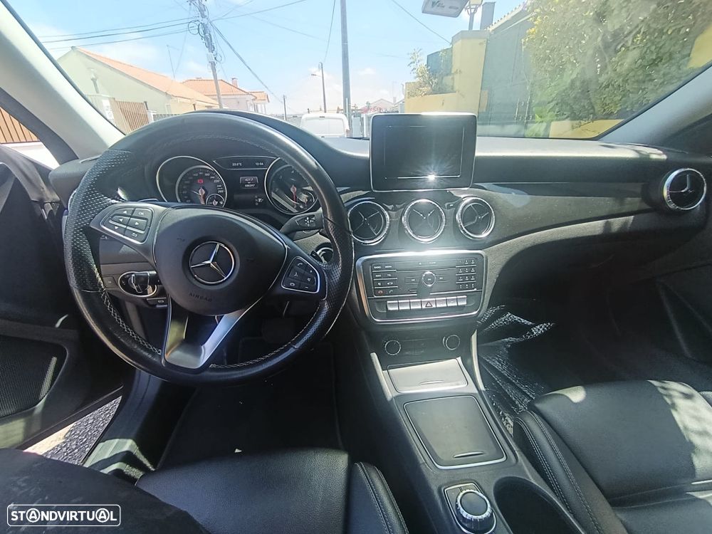 Mercedes-Benz CLA 200 (CDI) d 7G-DCT - 1
