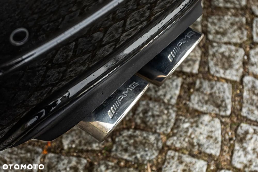Mercedes-Benz Klasa C 300 7G-TRONIC - 15