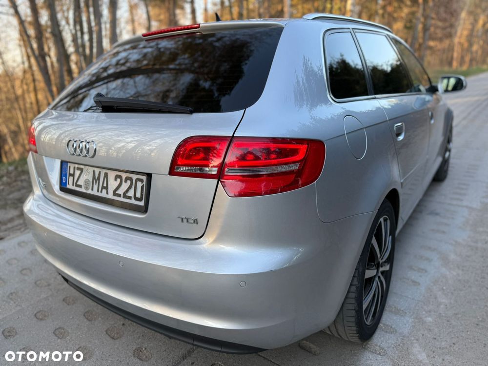 Audi A3 Sportback 2.0 TDI DPF S line Sportpaket (plus) - 7