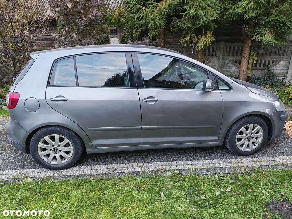 Volkswagen Golf Plus 2.0 TDI DPF Comfortline - 3