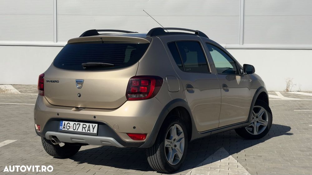 Dacia Sandero - 8