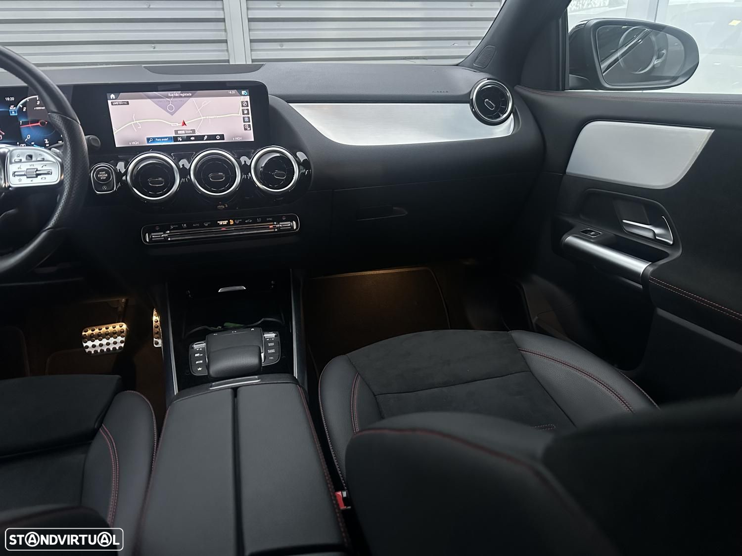 Mercedes-Benz GLA 180 d AMG Line - 10