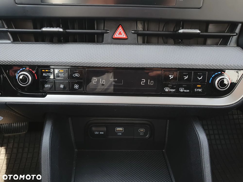 Kia Sportage 1.6 T-GDI MHEV M 2WD DCT - 36
