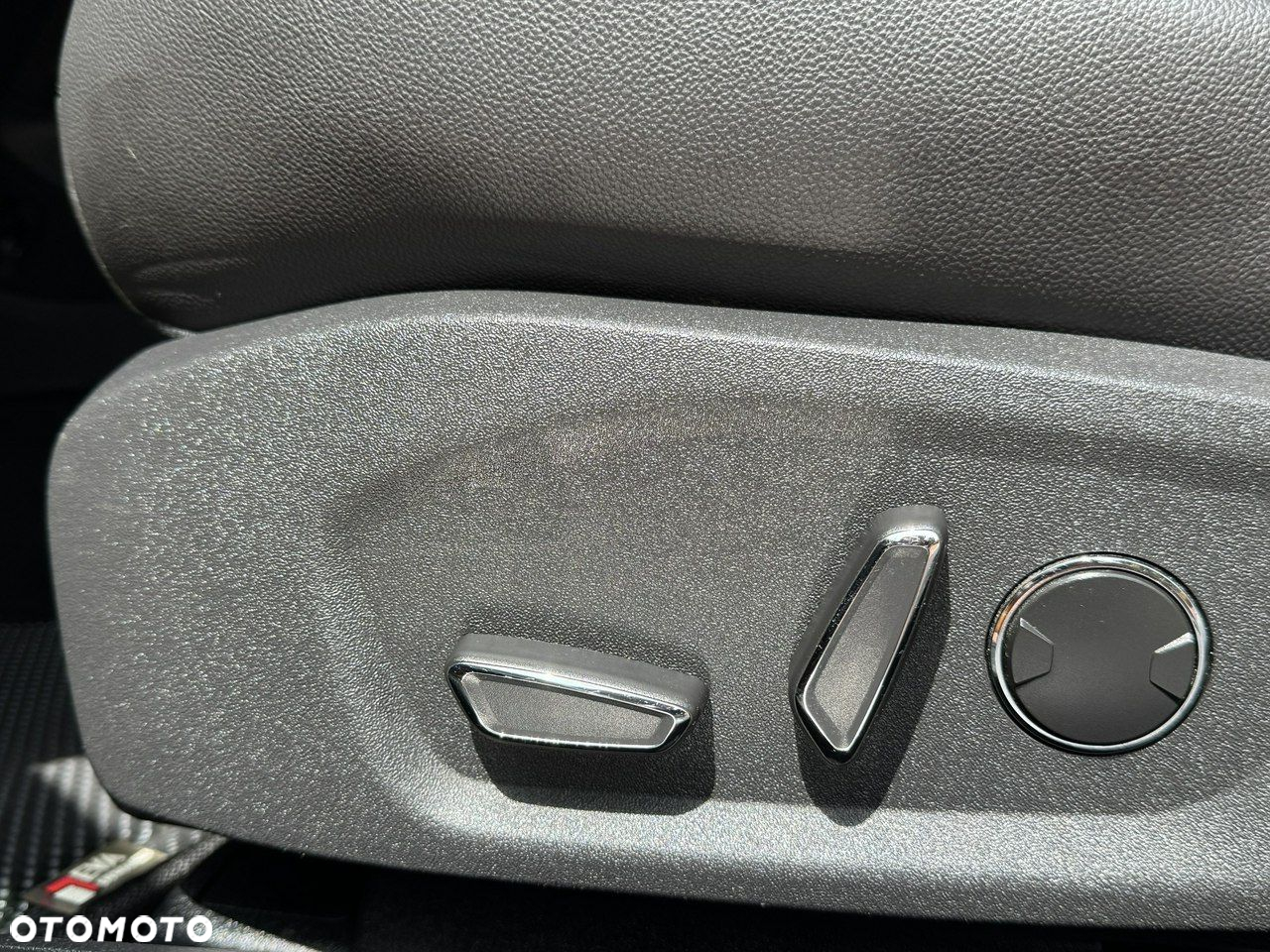 Ford Mondeo 2.0 TDCi Titanium PowerShift - 19