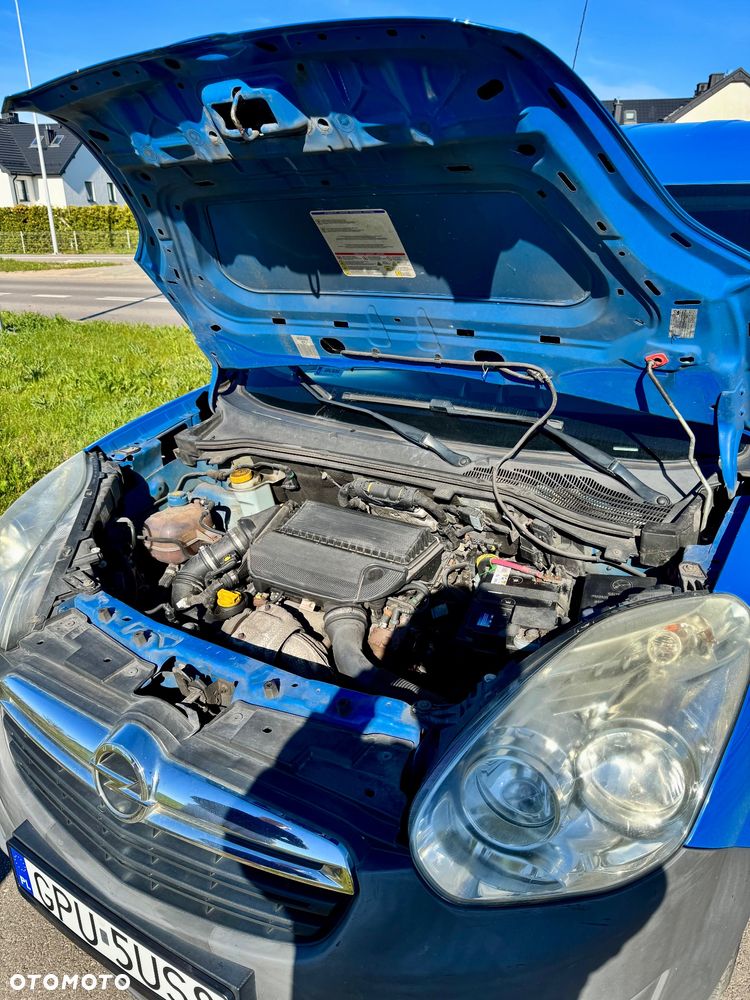 Opel Combo - 17