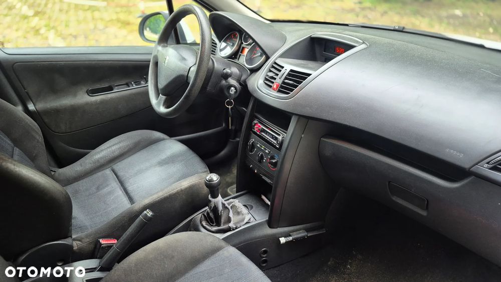 Peugeot 207 1.4 HDi Business Line - 7