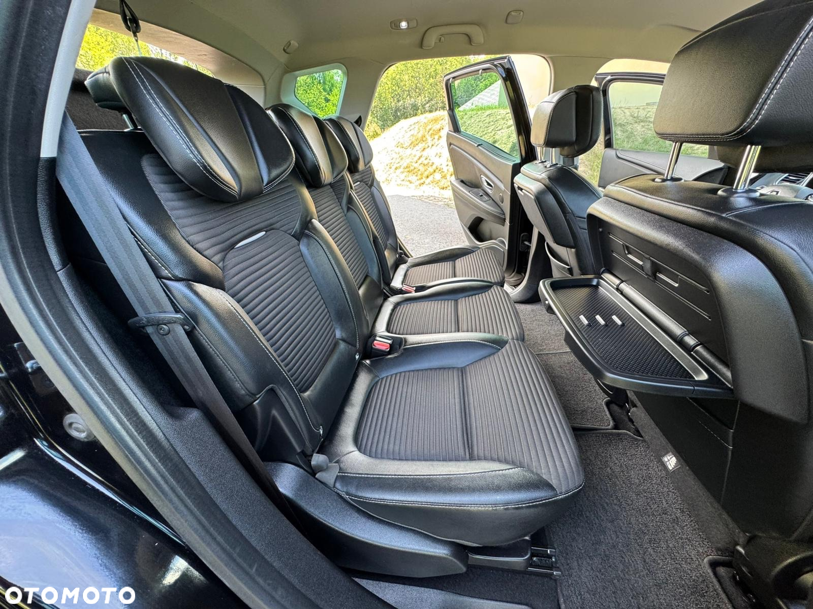 Renault Scenic ENERGY dCi 110 EDC BOSE EDITION - 23
