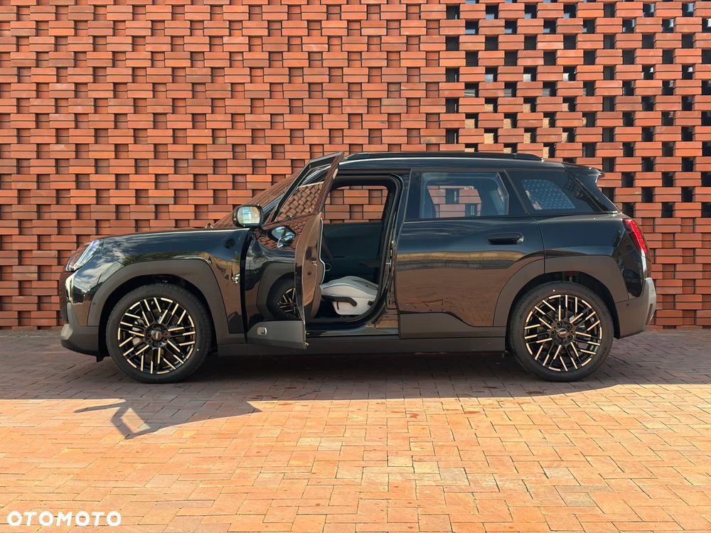 MINI Aceman SE 54.2kWh Linia Classic - 8