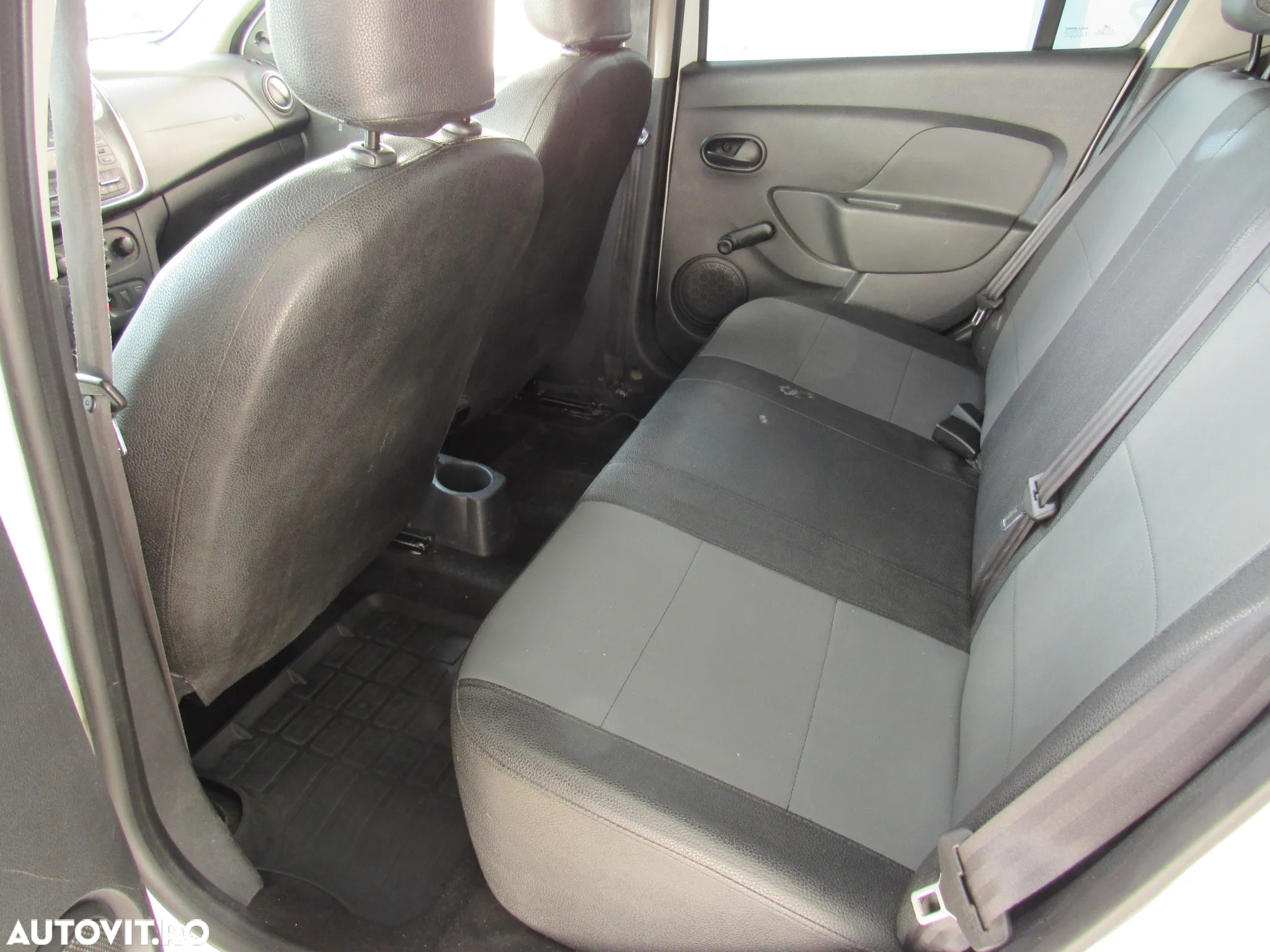Dacia Logan 0.9 TCe SL PLUS - 10