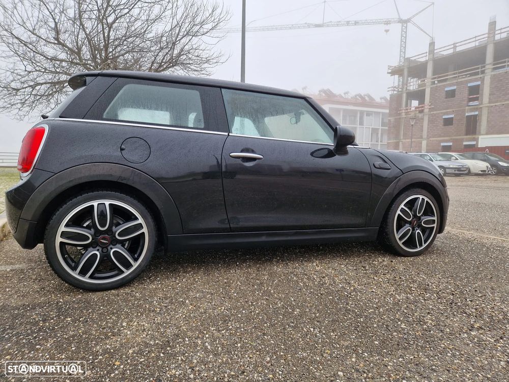 MINI 3 Portas One D - 16