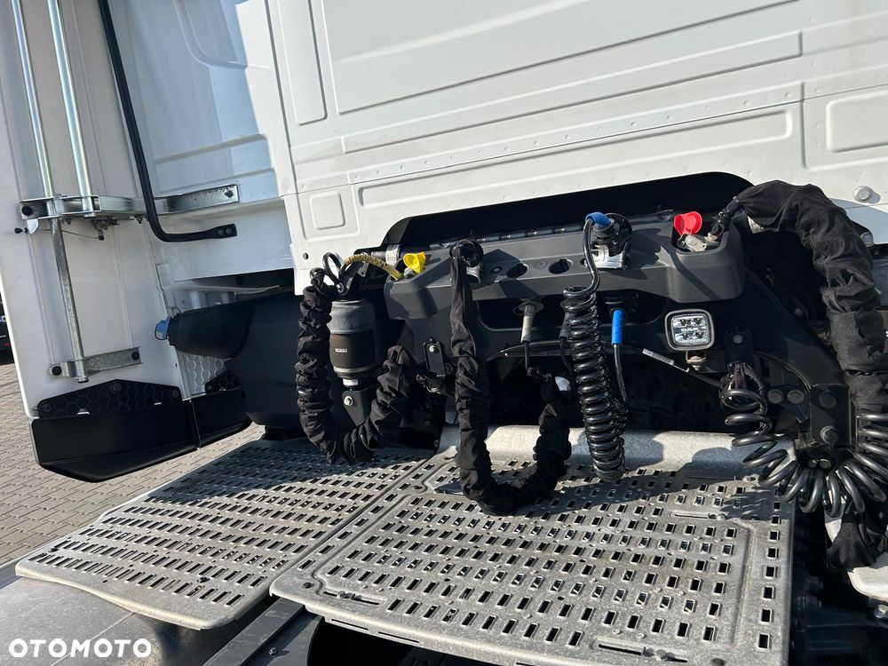 DAF XG - 13